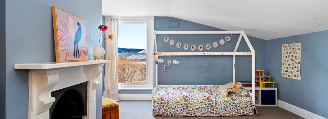 Kelly Fall & Jo Brownless Kelly Fall, Jo Brownless Fall Real Estate Kelly Fall & Jo Brownless