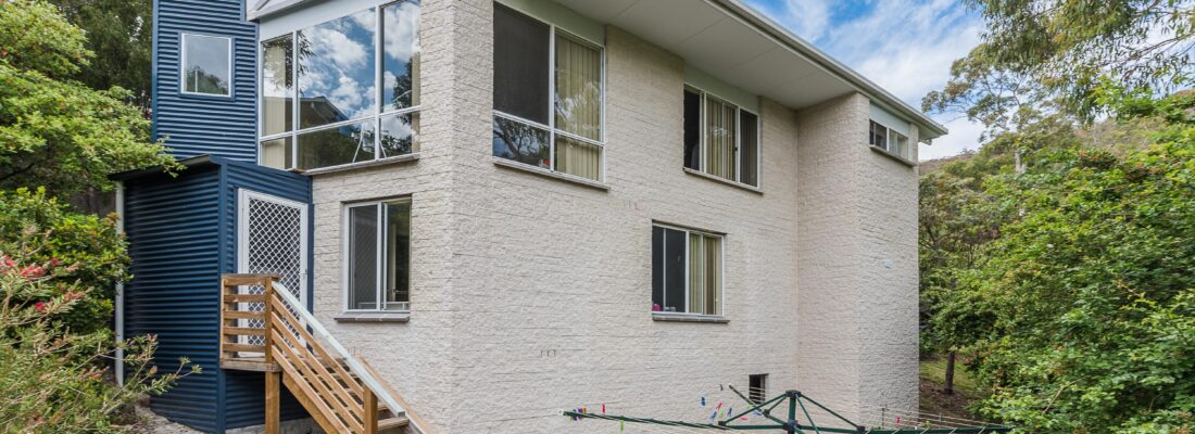 Fall Real Estate Kelly Fall & Jo Brownless