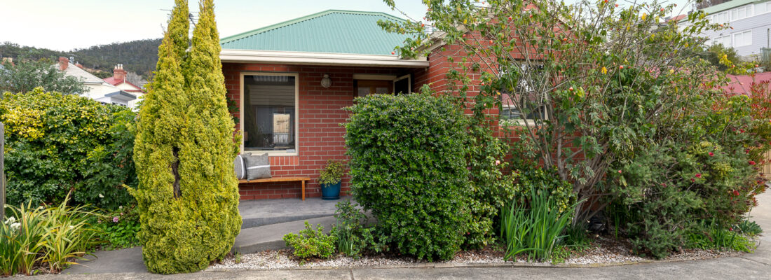 Kelly Fall & Jo Brownless Kelly Fall, Jo Brownless Fall Real Estate Kelly Fall & Jo Brownless