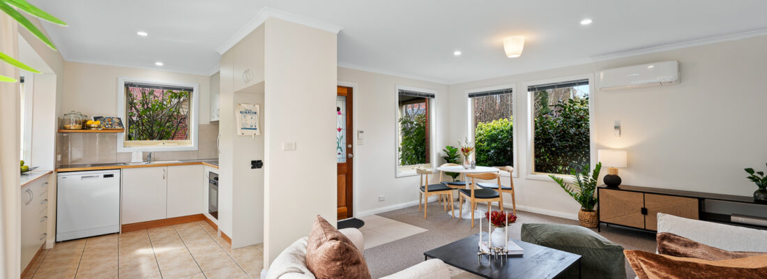 Kelly Fall & Jo Brownless Kelly Fall, Jo Brownless Fall Real Estate Kelly Fall & Jo Brownless