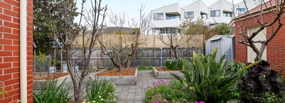 Kelly Fall & Jo Brownless Kelly Fall, Jo Brownless Fall Real Estate Kelly Fall & Jo Brownless