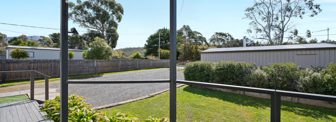 Kelly Fall & Jo Brownless Kelly Fall, Jo Brownless Fall Real Estate Kelly Fall & Jo Brownless