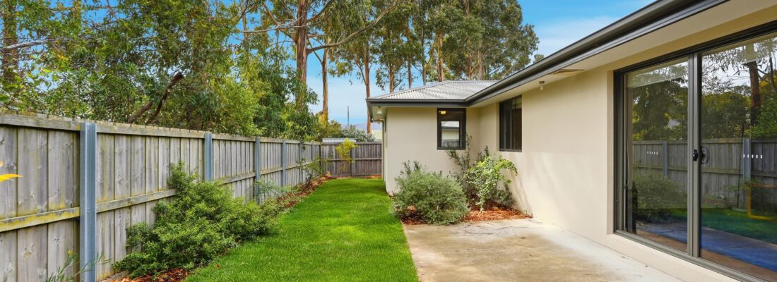 Kelly Fall & Jo Brownless Kelly Fall, Jo Brownless Fall Real Estate Kelly Fall & Jo Brownless