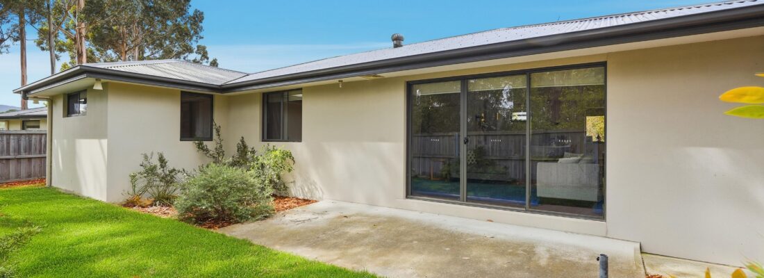 Kelly Fall & Jo Brownless Kelly Fall, Jo Brownless Fall Real Estate Kelly Fall & Jo Brownless