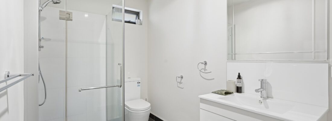 Kelly Fall & Jo Brownless Kelly Fall, Jo Brownless Fall Real Estate Kelly Fall & Jo Brownless