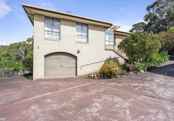 1A Coolac Court, LINDISFARNE TAS 7015 Properties Sold Hobart Fall Real Estate 1A Coolac Court, LINDISFARNE TAS 7015
