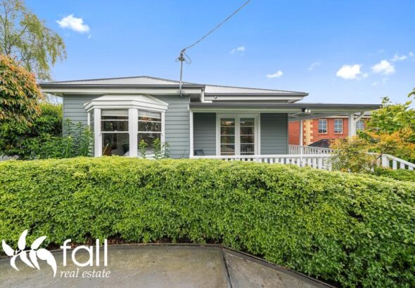 3 Garnett Street, BLACKMANS BAY TAS 7052 Properties Sold Hobart Fall Real Estate 3 Garnett Street, BLACKMANS BAY TAS 7052