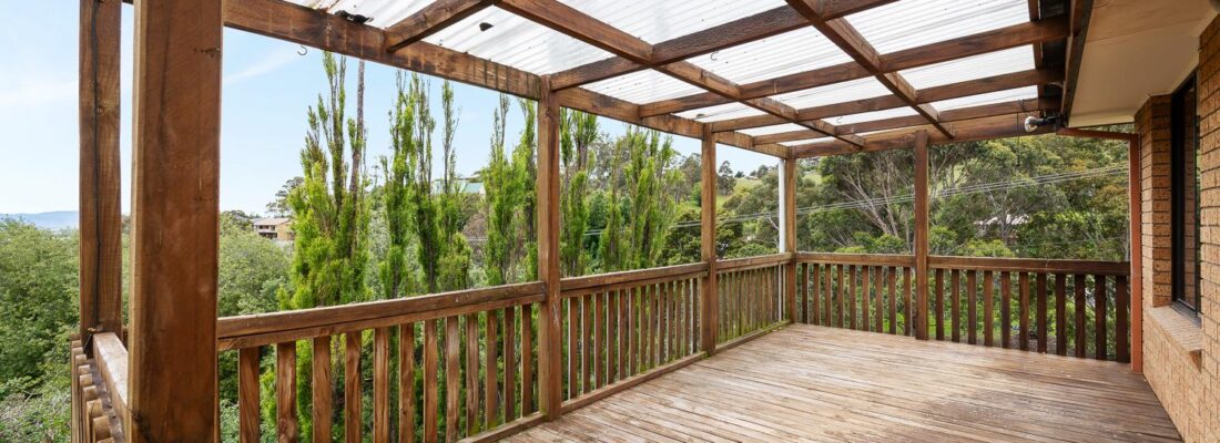 Kelly Fall & Jo Brownless Kelly Fall, Jo Brownless Fall Real Estate Kelly Fall & Jo Brownless