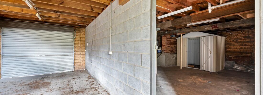 Kelly Fall & Jo Brownless Kelly Fall, Jo Brownless Fall Real Estate Kelly Fall & Jo Brownless