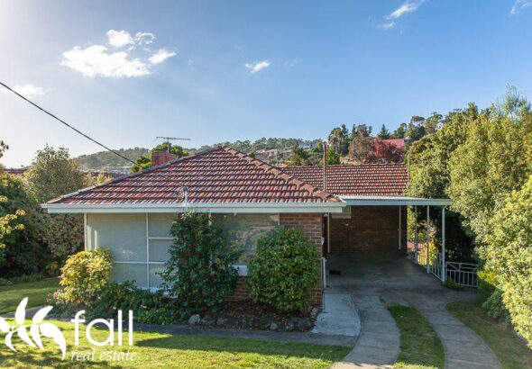 12 Henley Street, LINDISFARNE TAS 7015 Properties Sold Hobart Fall Real Estate 12 Henley Street, LINDISFARNE TAS 7015