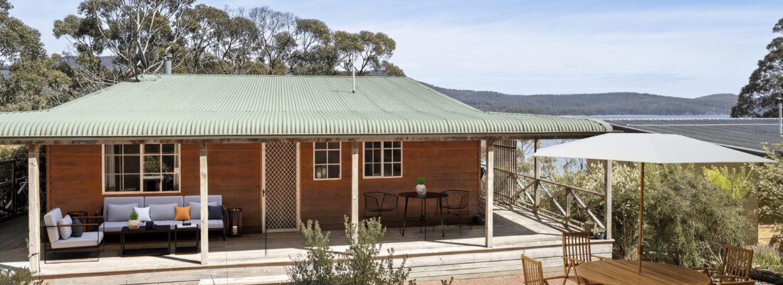 Naomi van Schie Naomi van Schie Fall Real Estate Naomi van Schie