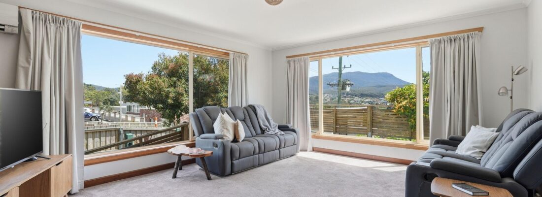 Sam Scarlett Sam Scarlett Fall Real Estate Sam Scarlett