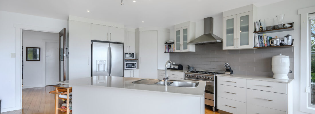 Kelly Fall & Jo Brownless Kelly Fall, Jo Brownless Fall Real Estate Kelly Fall & Jo Brownless