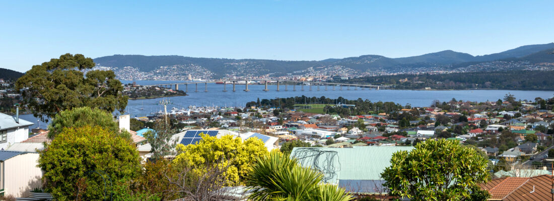 Kelly Fall & Jo Brownless Kelly Fall, Jo Brownless Fall Real Estate Kelly Fall & Jo Brownless