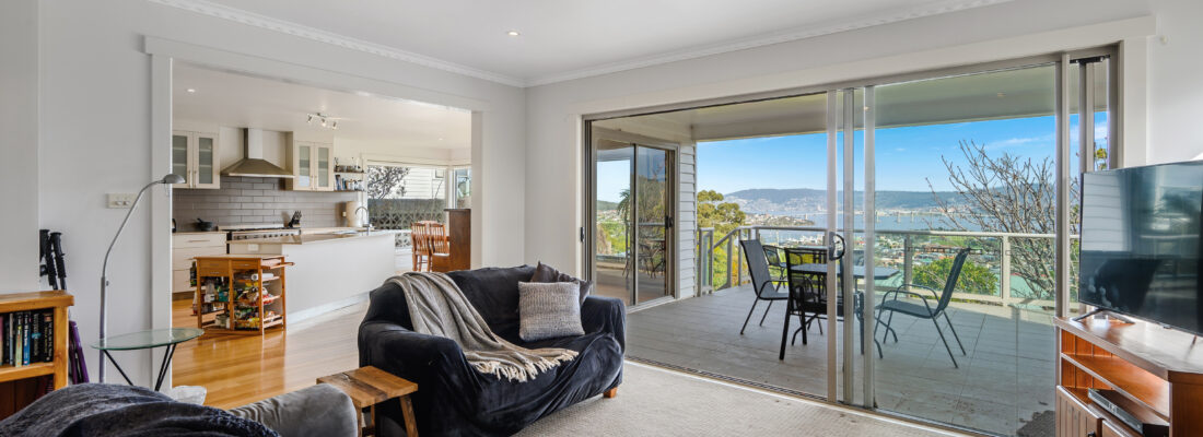 Kelly Fall & Jo Brownless Kelly Fall, Jo Brownless Fall Real Estate Kelly Fall & Jo Brownless