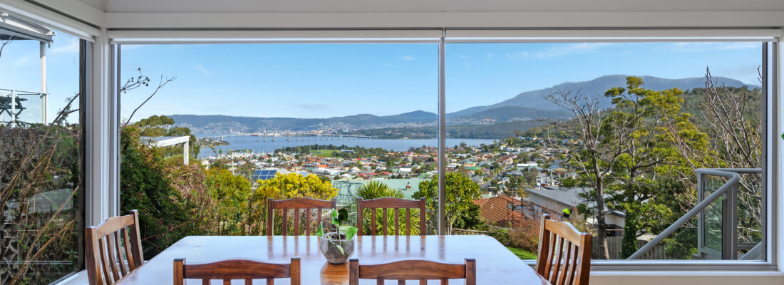 Kelly Fall & Jo Brownless Kelly Fall, Jo Brownless Fall Real Estate Kelly Fall & Jo Brownless