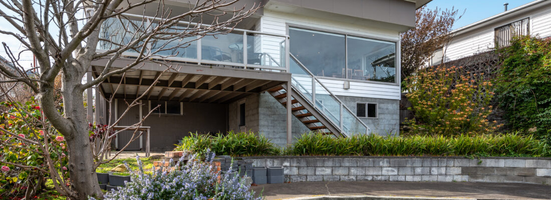 Kelly Fall & Jo Brownless Kelly Fall, Jo Brownless Fall Real Estate Kelly Fall & Jo Brownless