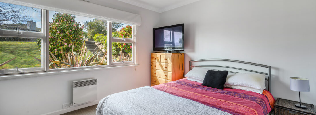 Kelly Fall & Jo Brownless Kelly Fall, Jo Brownless Fall Real Estate Kelly Fall & Jo Brownless