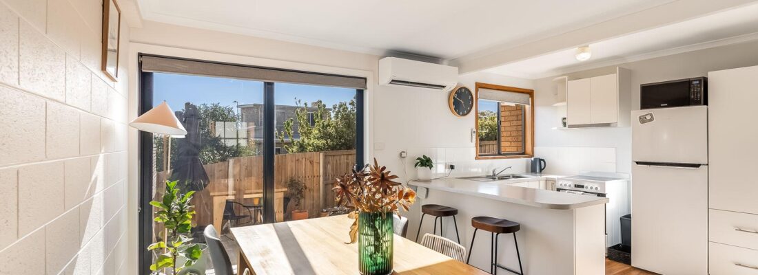 Elle Rooke-Jones Elle Rooke-Jones Fall Real Estate Elle Rooke-Jones