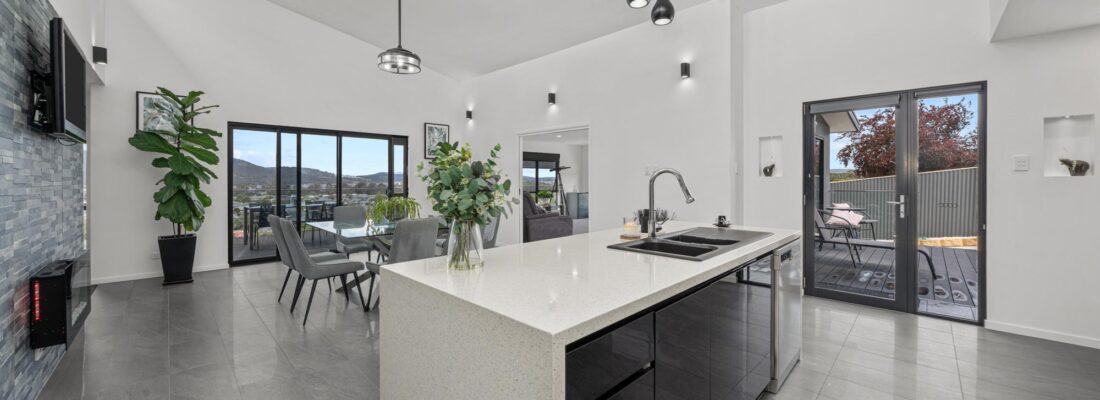 Suzanne Eaton suzanne eaton Fall Real Estate Suzanne Eaton