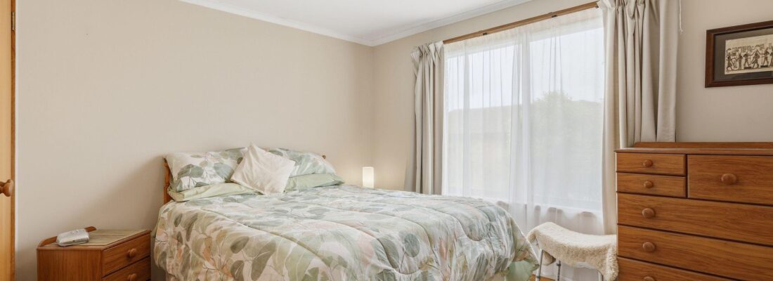 Sam Scarlett Sam Scarlett Fall Real Estate Sam Scarlett