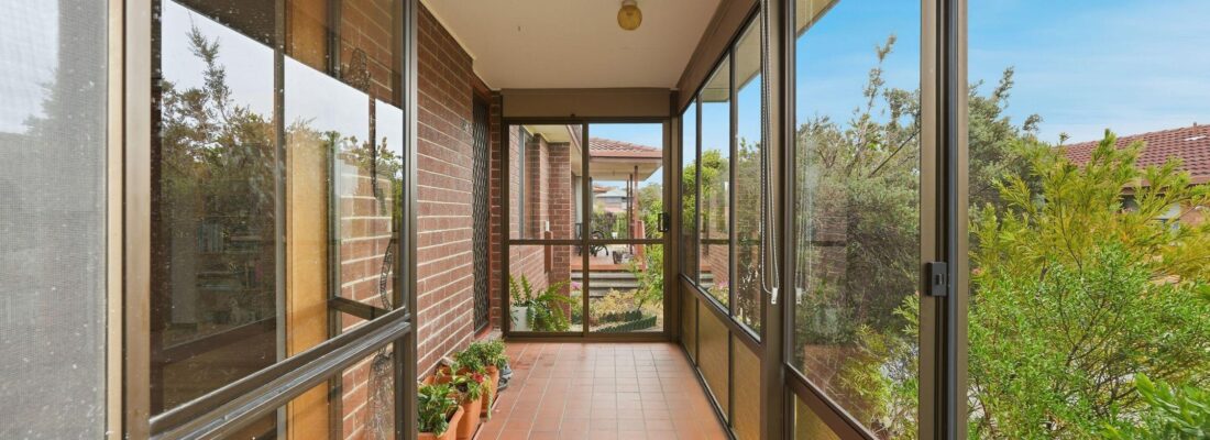 Sam Scarlett Sam Scarlett Fall Real Estate Sam Scarlett