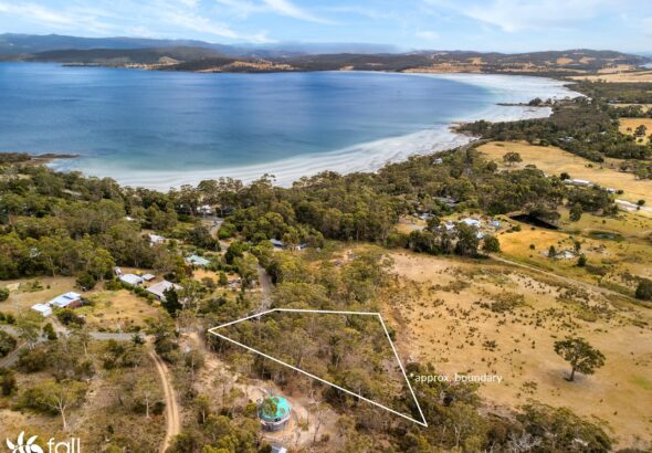 Fall Real Estate Lot 5 Blyth Parade, GREAT BAY TAS 7150