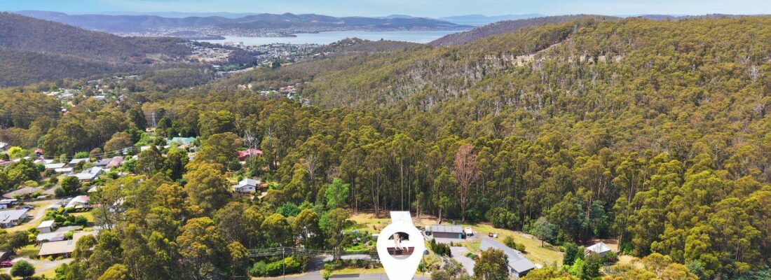 Kelly Fall & Jo Brownless Kelly Fall, Jo Brownless Fall Real Estate Kelly Fall & Jo Brownless