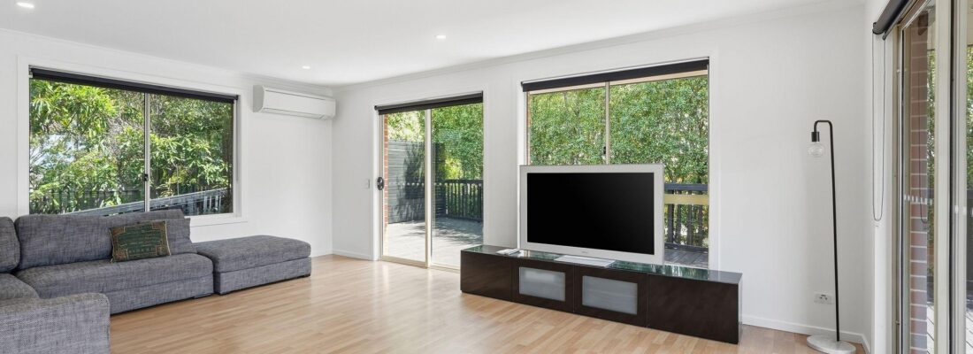 Kelly Fall & Jo Brownless Kelly Fall, Jo Brownless Fall Real Estate Kelly Fall & Jo Brownless