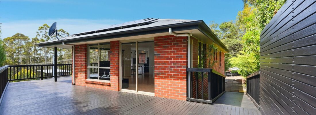 Kelly Fall & Jo Brownless Kelly Fall, Jo Brownless Fall Real Estate Kelly Fall & Jo Brownless