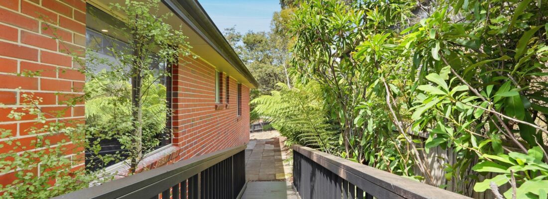 Kelly Fall & Jo Brownless Kelly Fall, Jo Brownless Fall Real Estate Kelly Fall & Jo Brownless