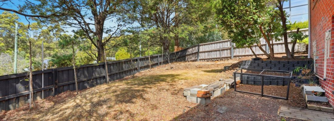 Kelly Fall & Jo Brownless Kelly Fall, Jo Brownless Fall Real Estate Kelly Fall & Jo Brownless