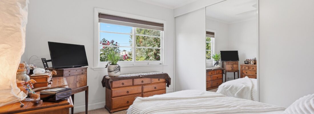 Sam Scarlett Sam Scarlett Fall Real Estate Sam Scarlett