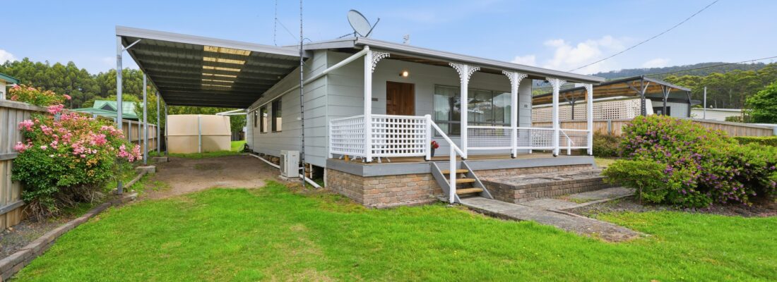 Suzanne Eaton suzanne eaton Fall Real Estate Suzanne Eaton