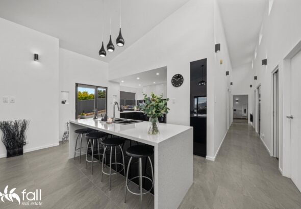 Fall Real Estate 47 Jacaranda Drive, MARGATE TAS 7054