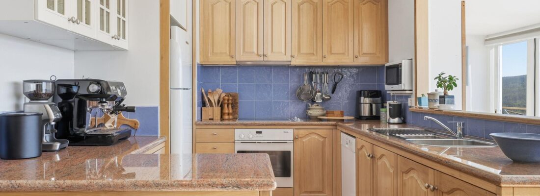 Sam Scarlett Sam Scarlett Fall Real Estate Sam Scarlett