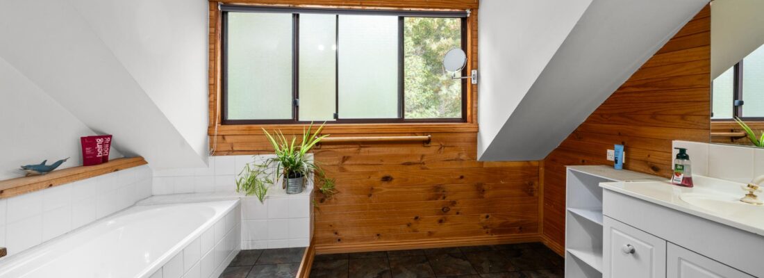 Buy real estate tasmania,Houses for sale tasmania Fall Real Estate Buy