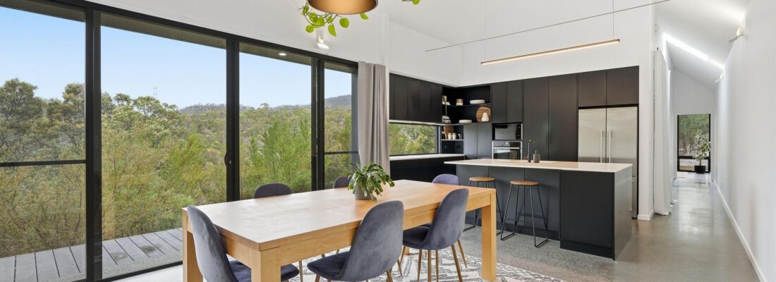 Justin Parr and Sarah Parr Justin Parr, Jo Brownless Fall Real Estate Justin Parr and Sarah Parr