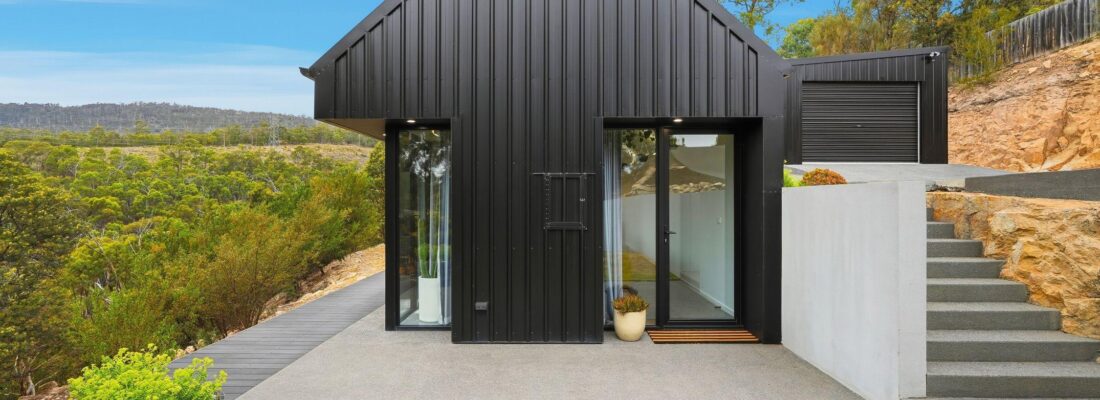 Justin Parr and Sarah Parr Justin Parr, Jo Brownless Fall Real Estate Justin Parr and Sarah Parr