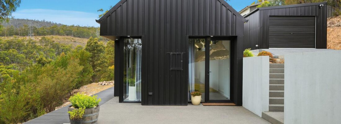 Justin Parr and Sarah Parr Justin Parr, Jo Brownless Fall Real Estate Justin Parr and Sarah Parr