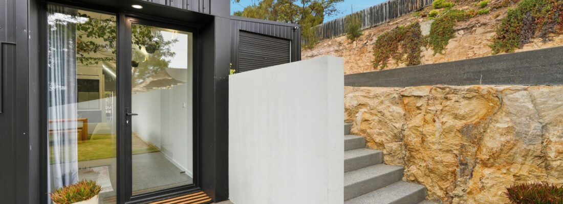 Justin Parr and Sarah Parr Justin Parr, Jo Brownless Fall Real Estate Justin Parr and Sarah Parr