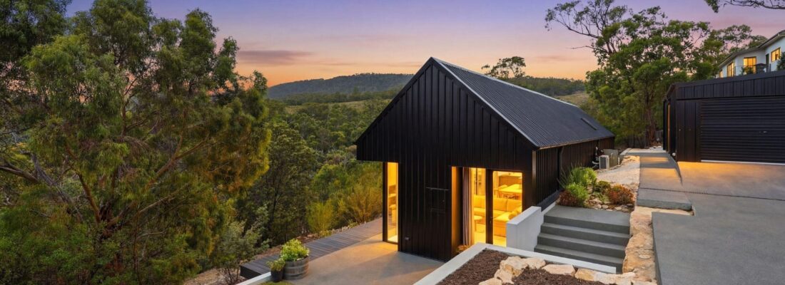 Justin Parr and Sarah Parr Justin Parr, Jo Brownless Fall Real Estate Justin Parr and Sarah Parr