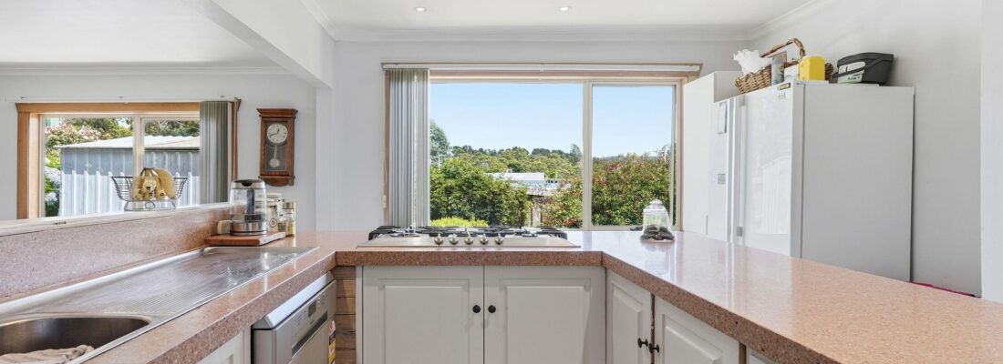 Sam Scarlett Sam Scarlett Fall Real Estate Sam Scarlett