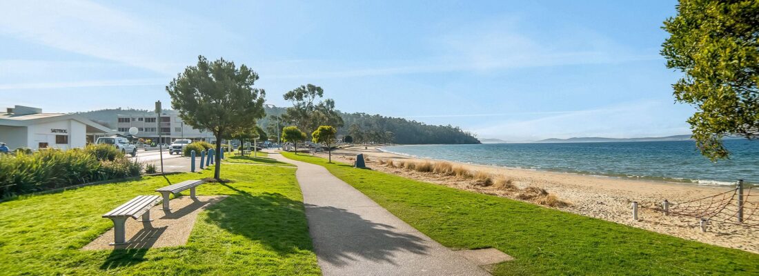 Sam Scarlett Sam Scarlett Fall Real Estate Sam Scarlett