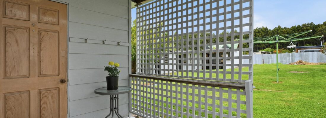 Suzanne Eaton suzanne eaton Fall Real Estate Suzanne Eaton