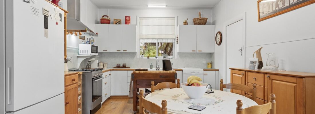 Suzanne Eaton suzanne eaton Fall Real Estate Suzanne Eaton