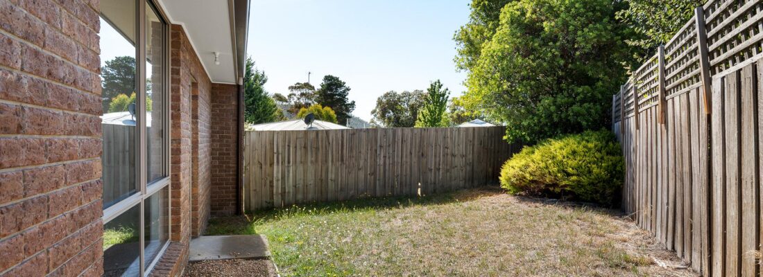 Kelly Fall & Jo Brownless Kelly Fall, Jo Brownless Fall Real Estate Kelly Fall & Jo Brownless