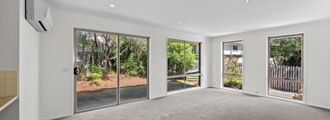 Kelly Fall & Jo Brownless Kelly Fall, Jo Brownless Fall Real Estate Kelly Fall & Jo Brownless