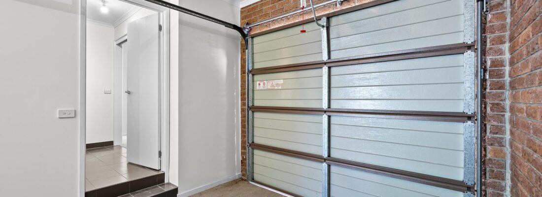 Kelly Fall & Jo Brownless Kelly Fall, Jo Brownless Fall Real Estate Kelly Fall & Jo Brownless