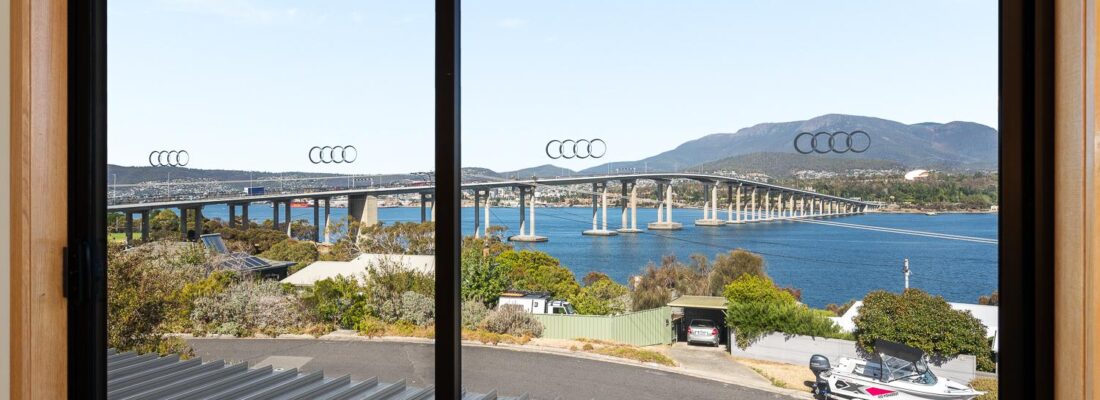 Kelly Fall & Jo Brownless Kelly Fall, Jo Brownless Fall Real Estate Kelly Fall & Jo Brownless